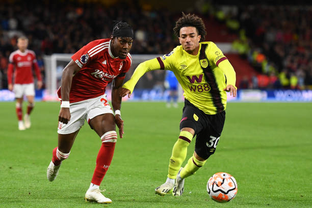 而更让人期 而更让人期